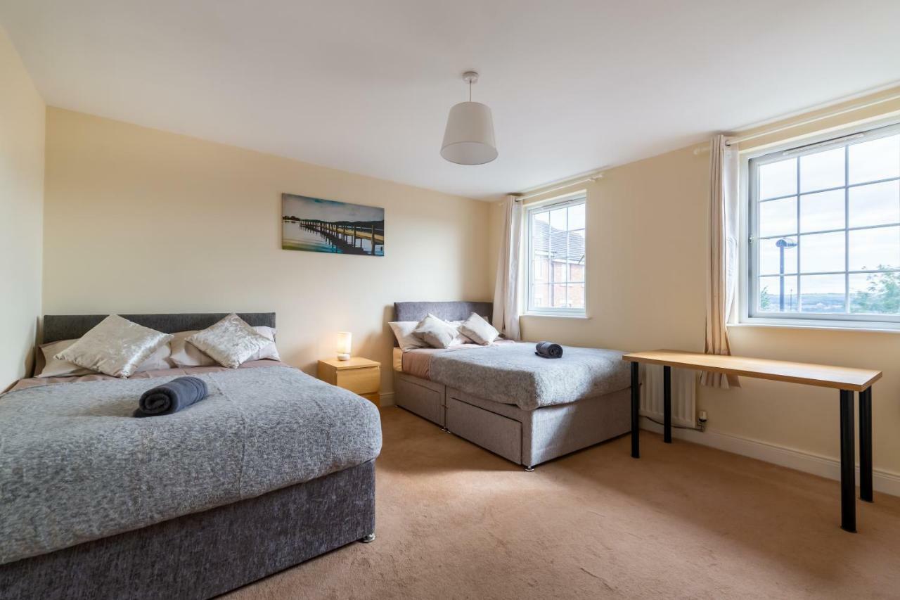 City Centre Spacious Town House Free Parking And Wifi Holiday home