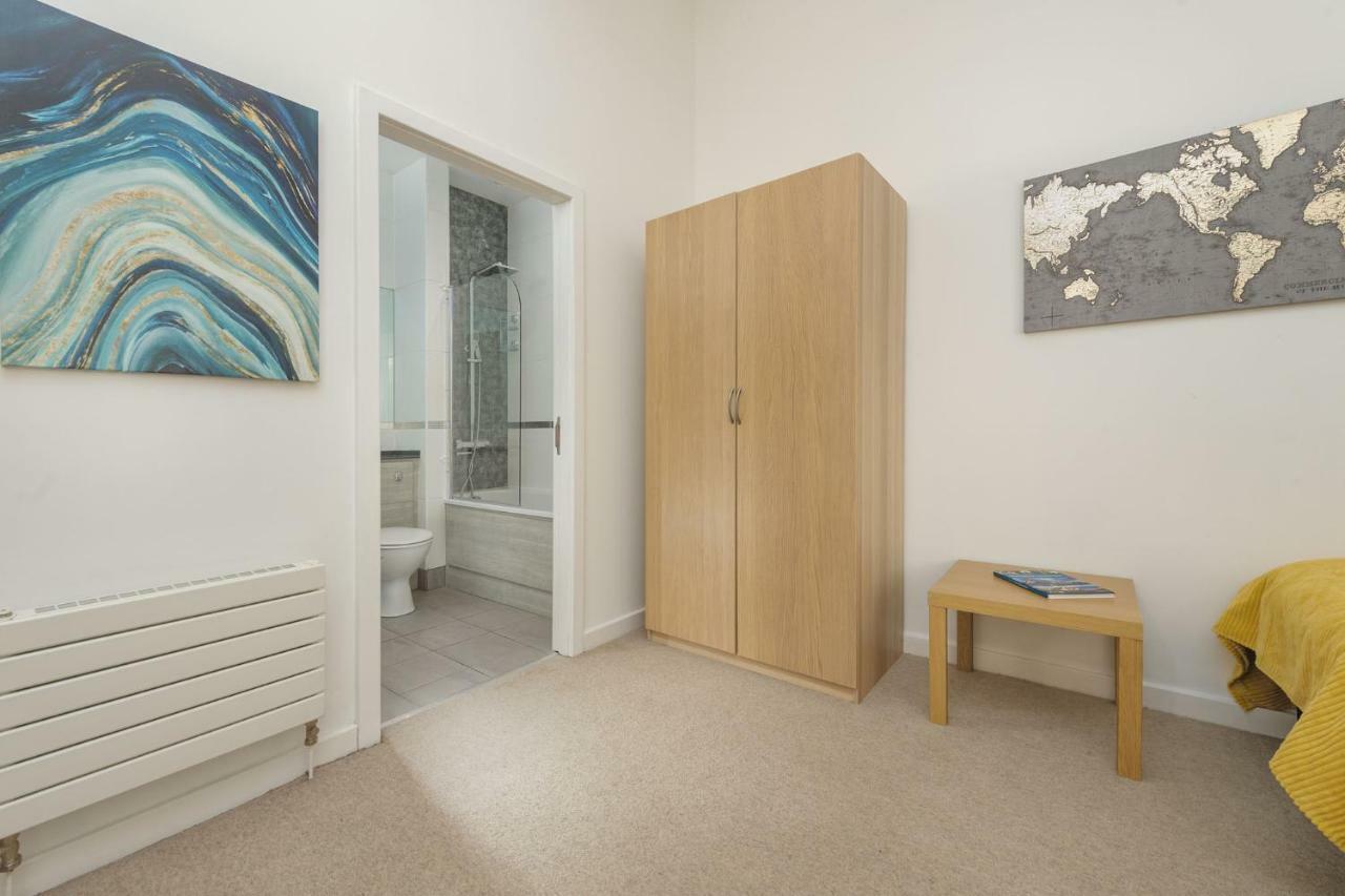 Apartment Lofts *