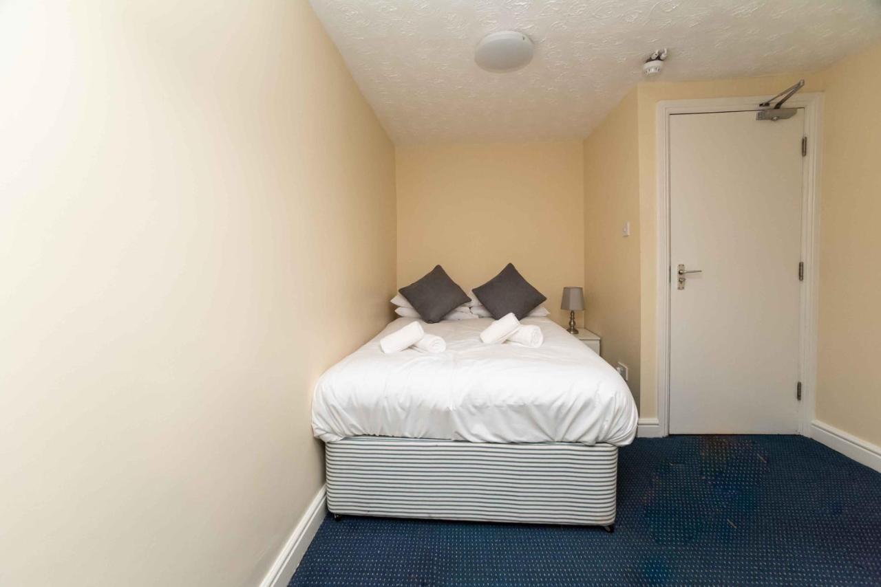 Apartment 4/5 Bedroom Superior Apt Newcastle upon Tyne