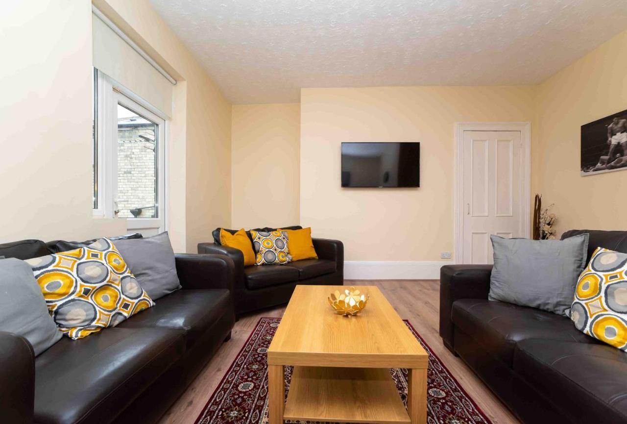 4/5 Bedroom Superior Apt