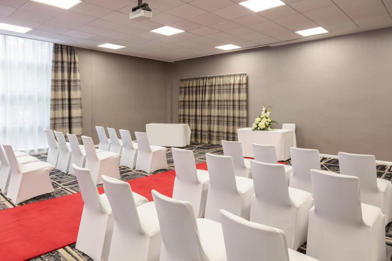 Hotel Novotel Airport