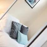 Sallyport City Centre 2 Bedroom Apartment 14