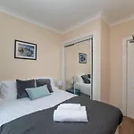 Sallyport City Centre 2 Bedroom Apartment 14