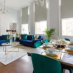 Stylish Apartment In The Heart Of Newcastle Centre
