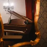 Quirky Art Deco Apartment