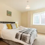 Oakstays St James\' Gem
