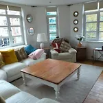 Lovely 2 Bed Flat In The Very Centre Of Newcastle