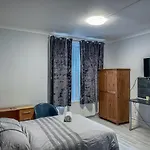 The New George Hotel