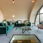 Stylish Duplex 5 Min From Centre