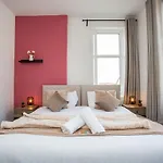 Heaton Retreat Modern & Spacious Staycation