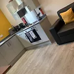 Eazy Apartments