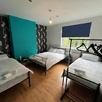 2 Bedroom Apartment, 5 Minutes From City Centre