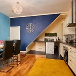 30 Percent Off - Lovely 4 Bed In Newcastle