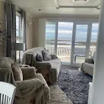 Amazing Holiday Home With Sea Views