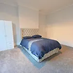 Two Bedroom Apartment In Heaton Newcastle Upon Tyne