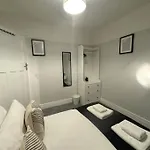Kentmere Apartment