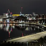 Waterfront Quayside Apartment With Secure Parking & Lift, Ideal For Mobility Users
