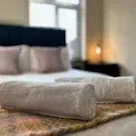 Luna Apartment-3Bed Sleeps 6 - Familycontractors