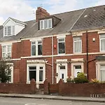 Luke Stays - Welbeck Road