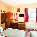 Oyo The Royal Hotel