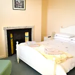 The Avenue Bed And Breakfast