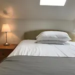 Clifton House Hotel