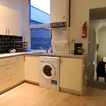 5 Bedroom Upper Maisonette