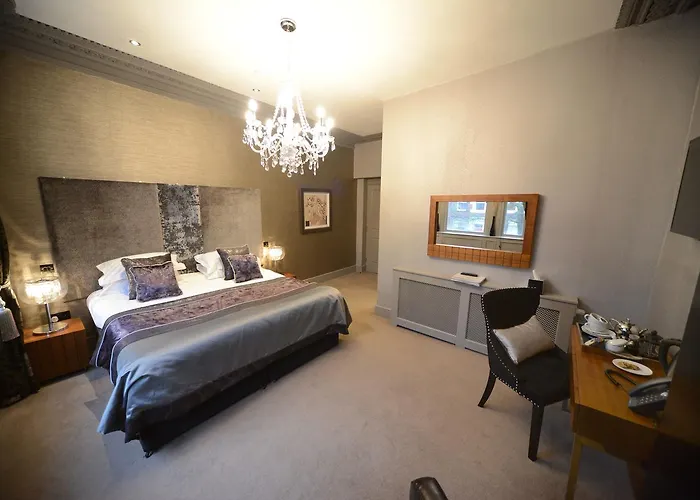 The Townhouse Hotel