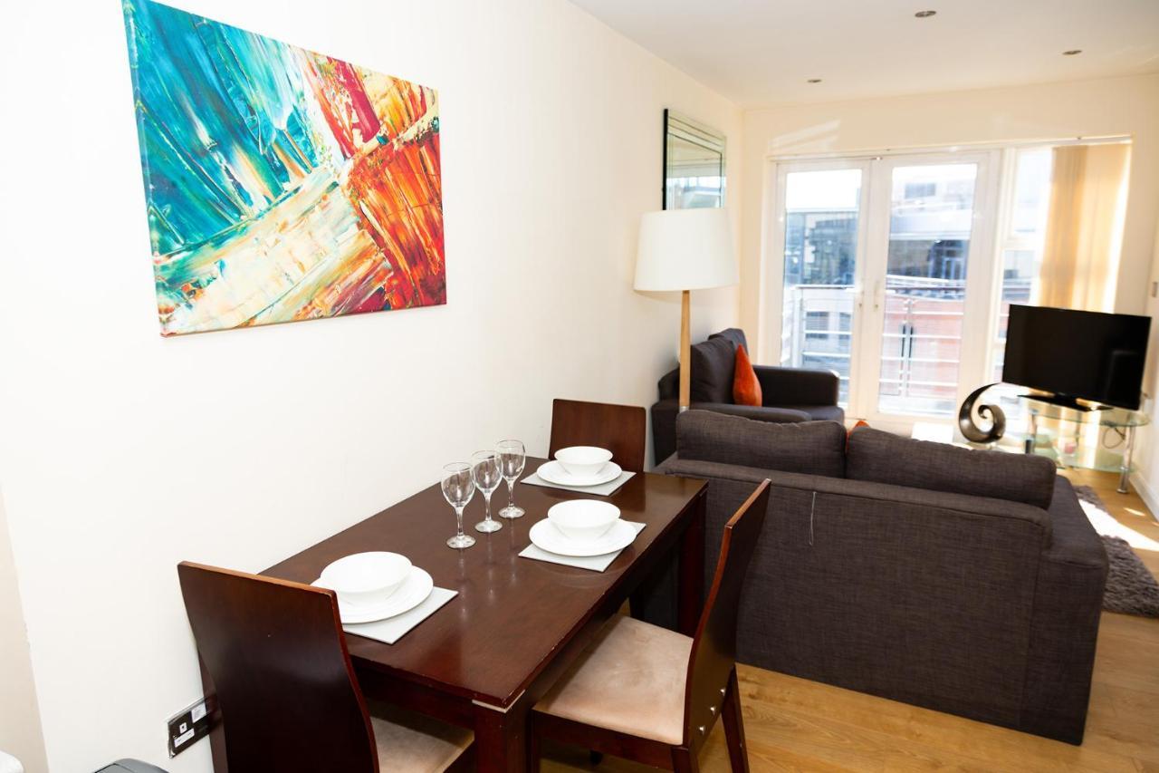 Alexander Apartments Newcastle 3*