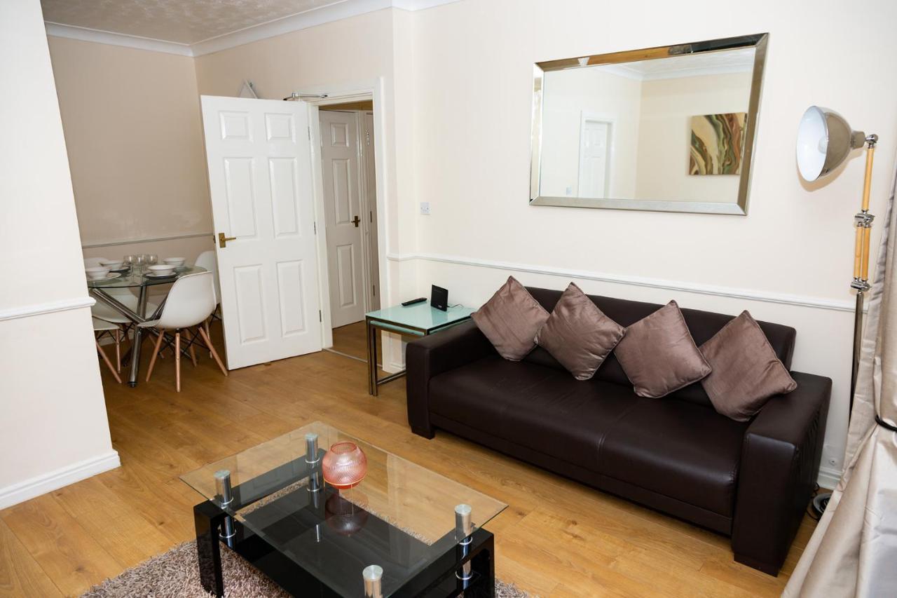 Alexander Apartments Newcastle Guest house 3*