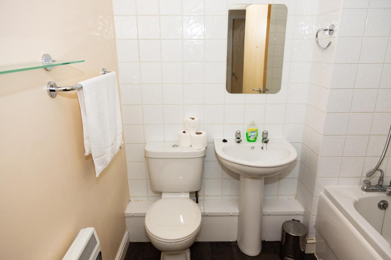 Guest house Alexander Apartments Newcastle 3*