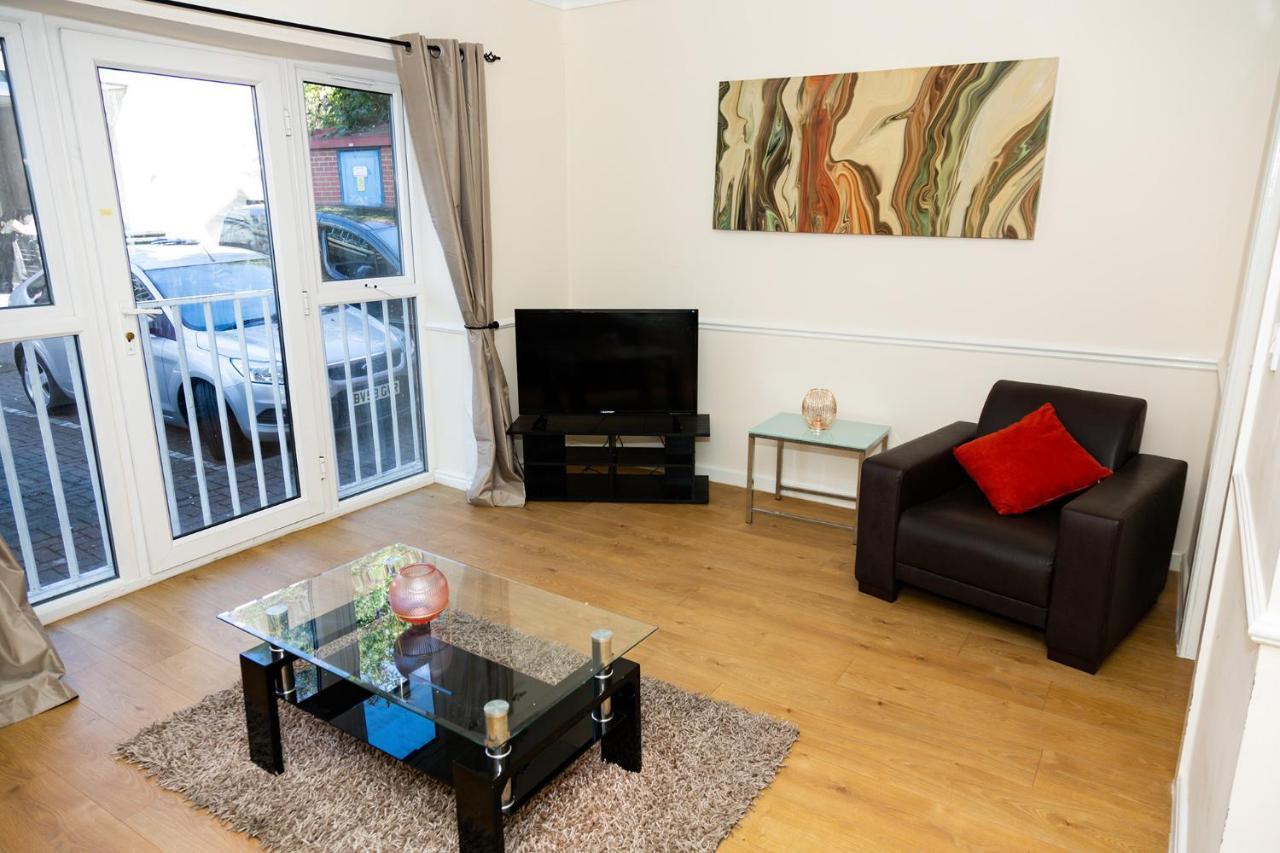 Alexander Apartments Newcastle Guest house