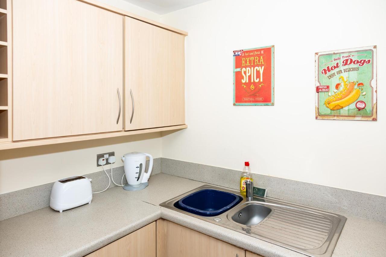 Guest house Alexander Apartments Newcastle 3*