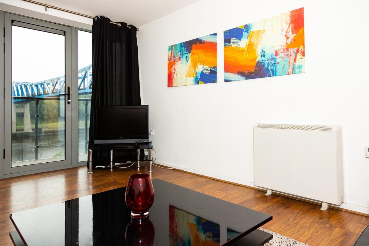 Guest house Alexander Apartments Newcastle 3*