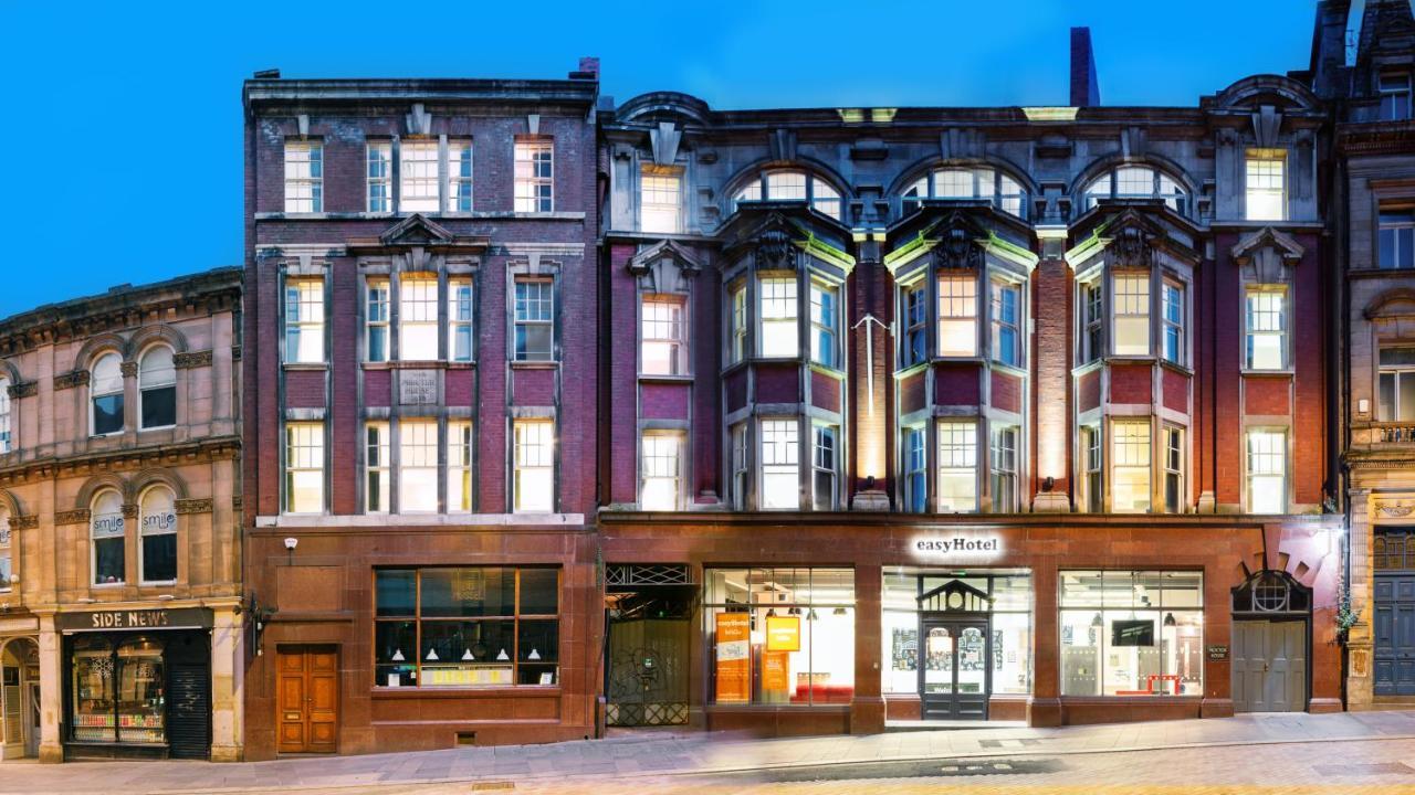 Easyhotel