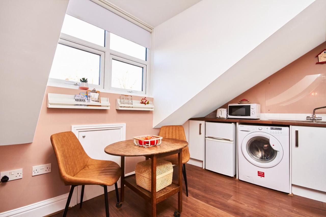 Beautiful Boutique Apartment For Two * Newcastle upon Tyne