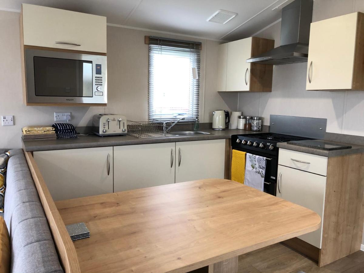 Whitley Bay 4 Berth Caravan Holiday park Hartley