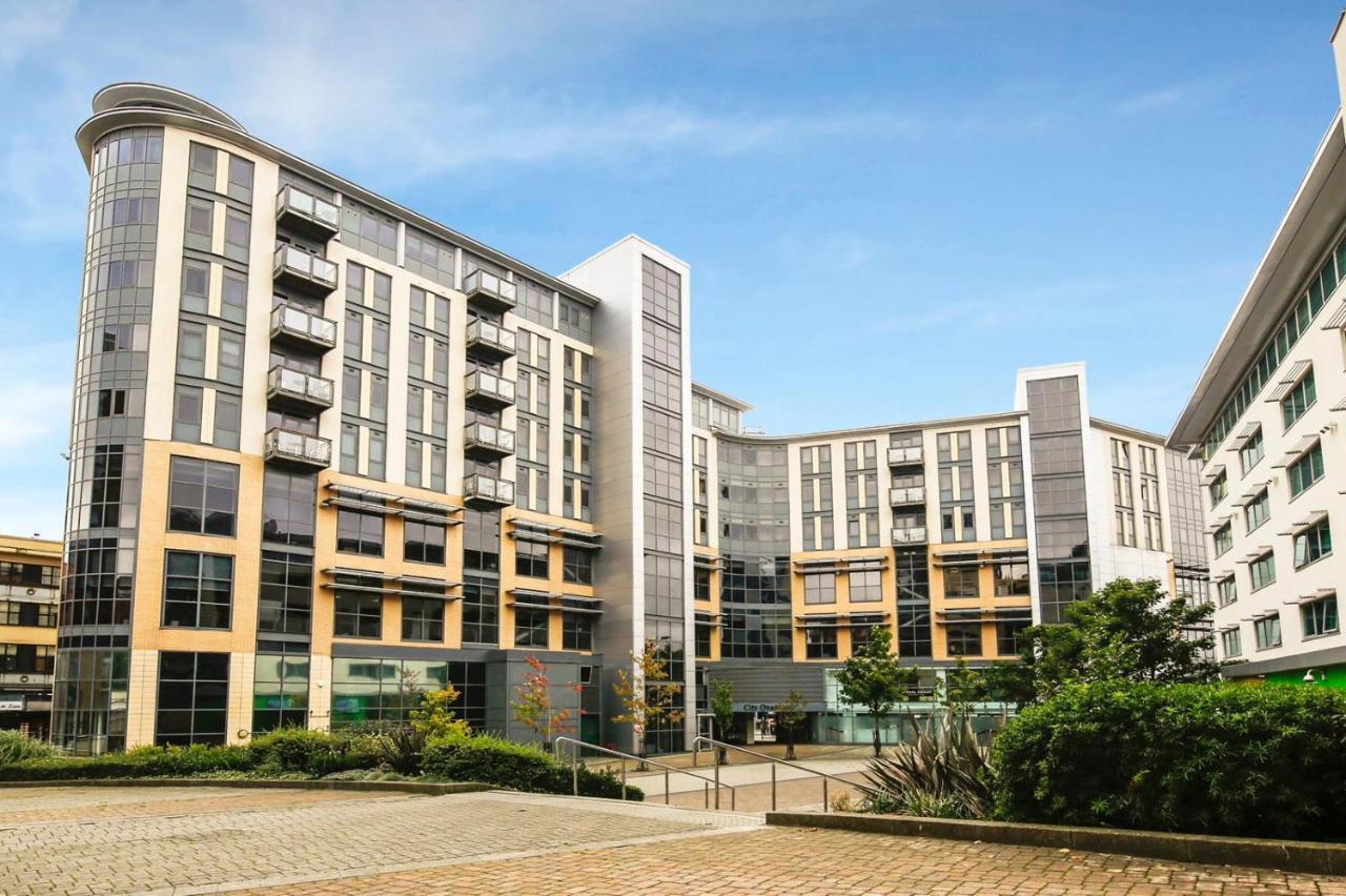 Centre Ideal For Holiday, Contractors, Quarantining Apartment