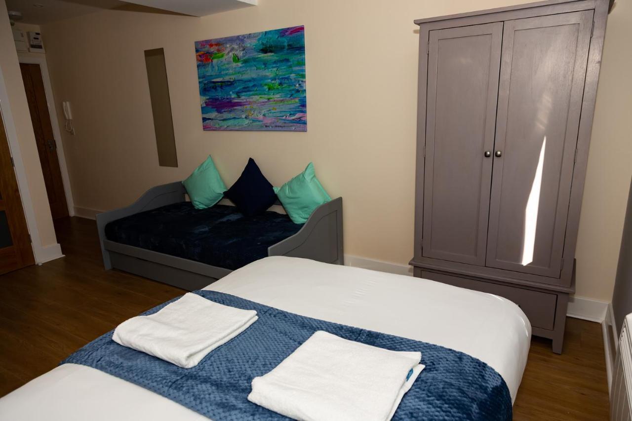 Apartment Aa Alexander House