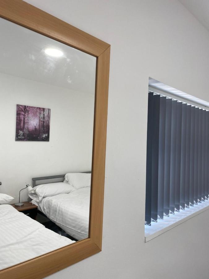 Westgate Apartment *