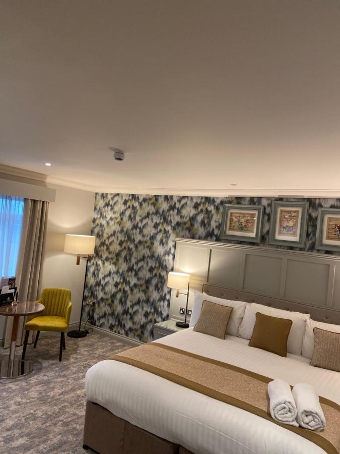 Caledonian Hotel