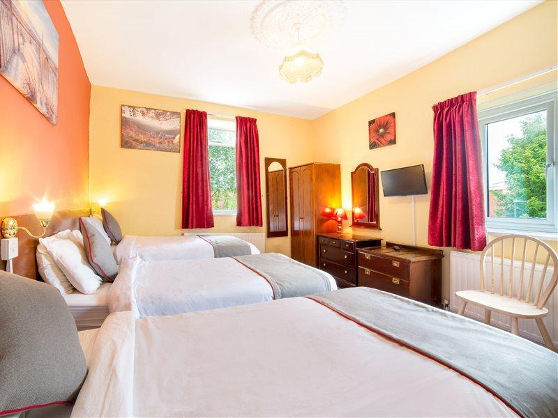 Hotel Oyo The Royal