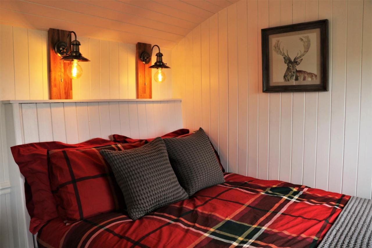 The Shepherds Hut @ Closehead Farm