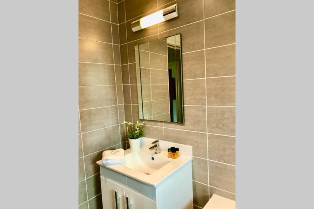 Stylish Quayside 2 Bed With Beautiful River Views