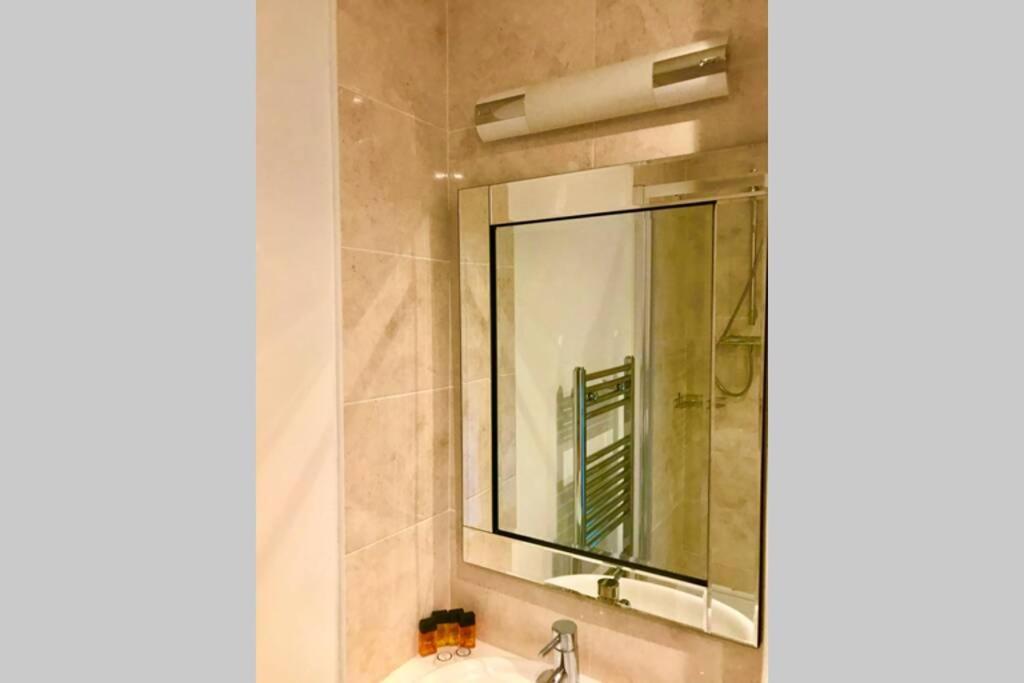 Stylish Quayside 2 Bed With Beautiful River Views * Newcastle upon Tyne