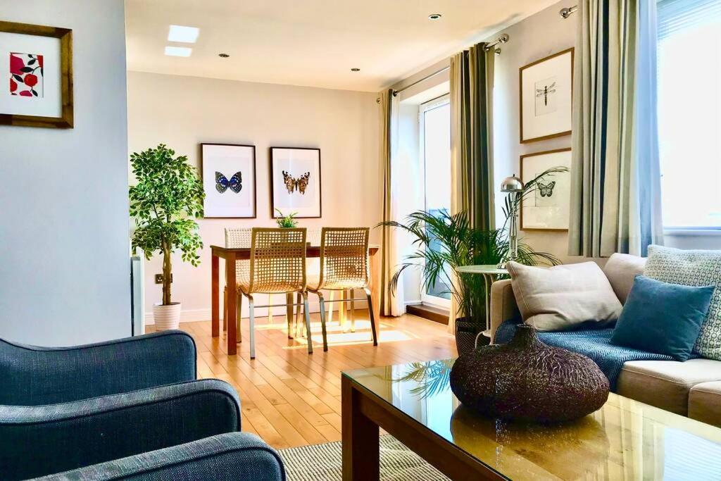 Stylish Quayside 2 Bed With Beautiful River Views