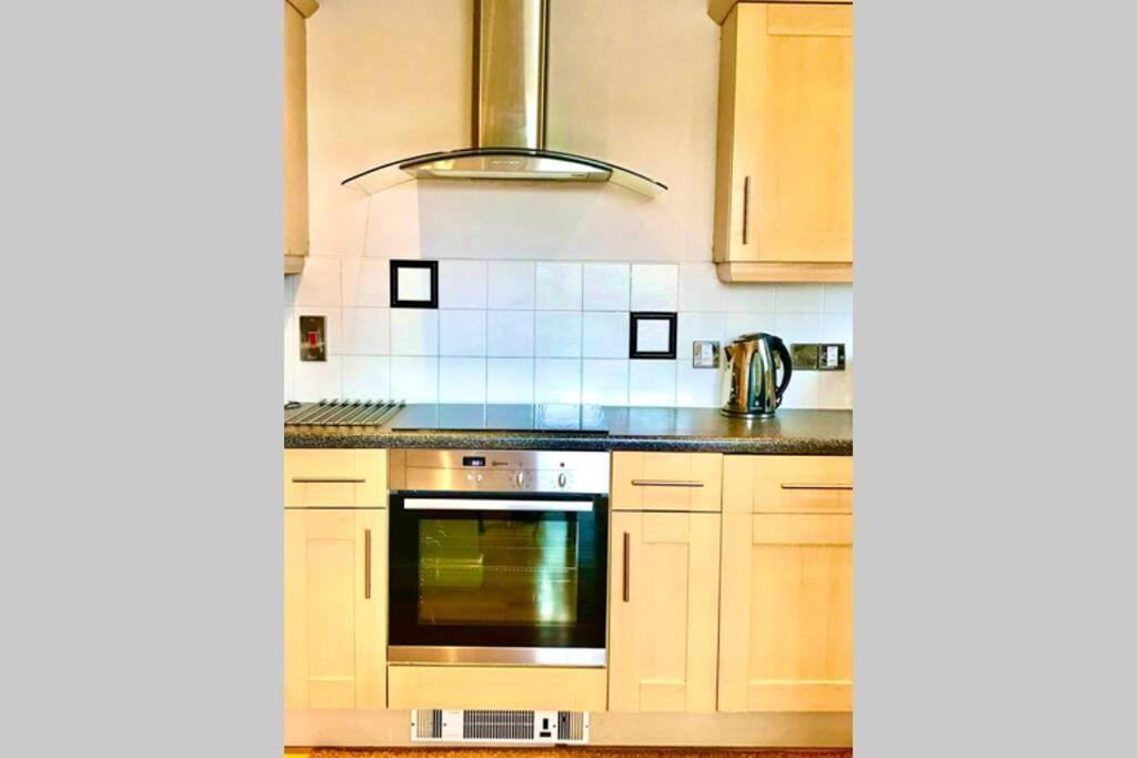 Apartment Stylish Quayside 2 Bed With Beautiful River Views