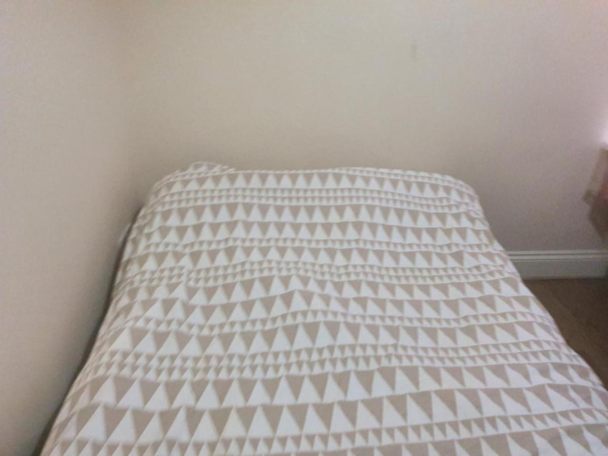 En Bedrooms, Heaton,