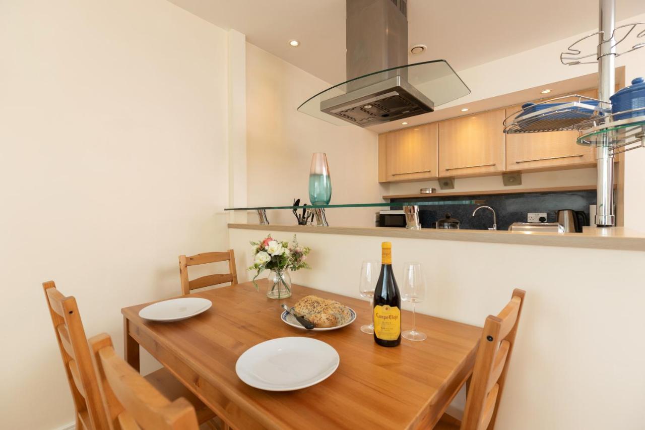 Apartment Oakstays St James' Gem