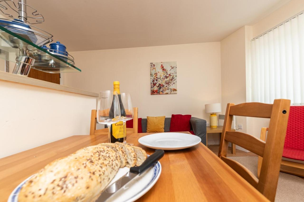 Apartment Oakstays St James' Gem